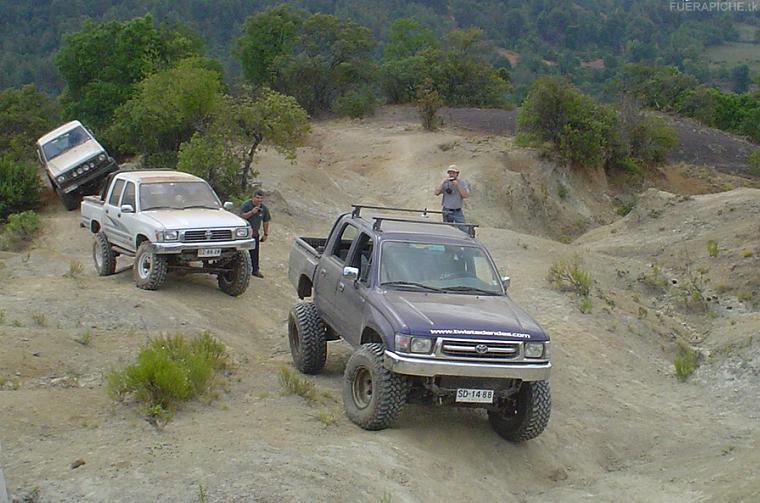 Toyota Hilux preparada 4x4